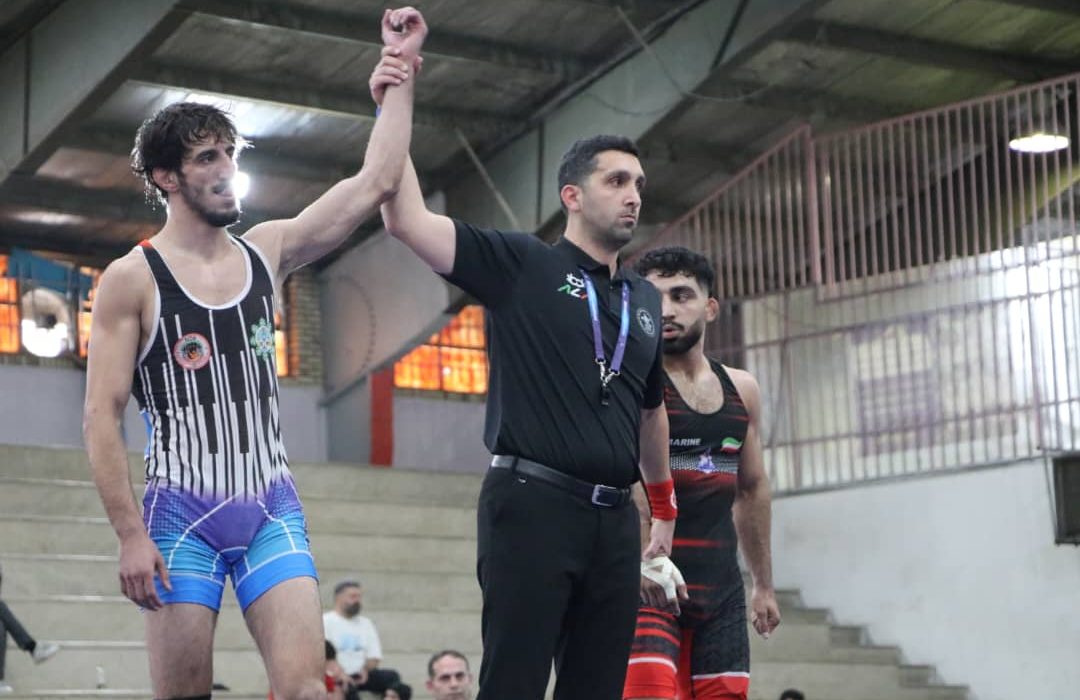 تیم شهرداری مسجدسلیمان به عنوان تیم اول به دور نهایی لیگ برتر کشتی کشور صعود کرد