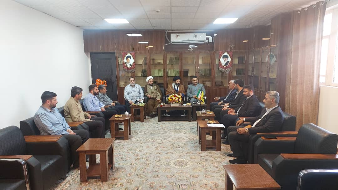 دیدار شهردار و اعضای شورای اسلامی شهر مسجدسلیمان با حجت الاسلام موسوی امام جمعه شهرستان