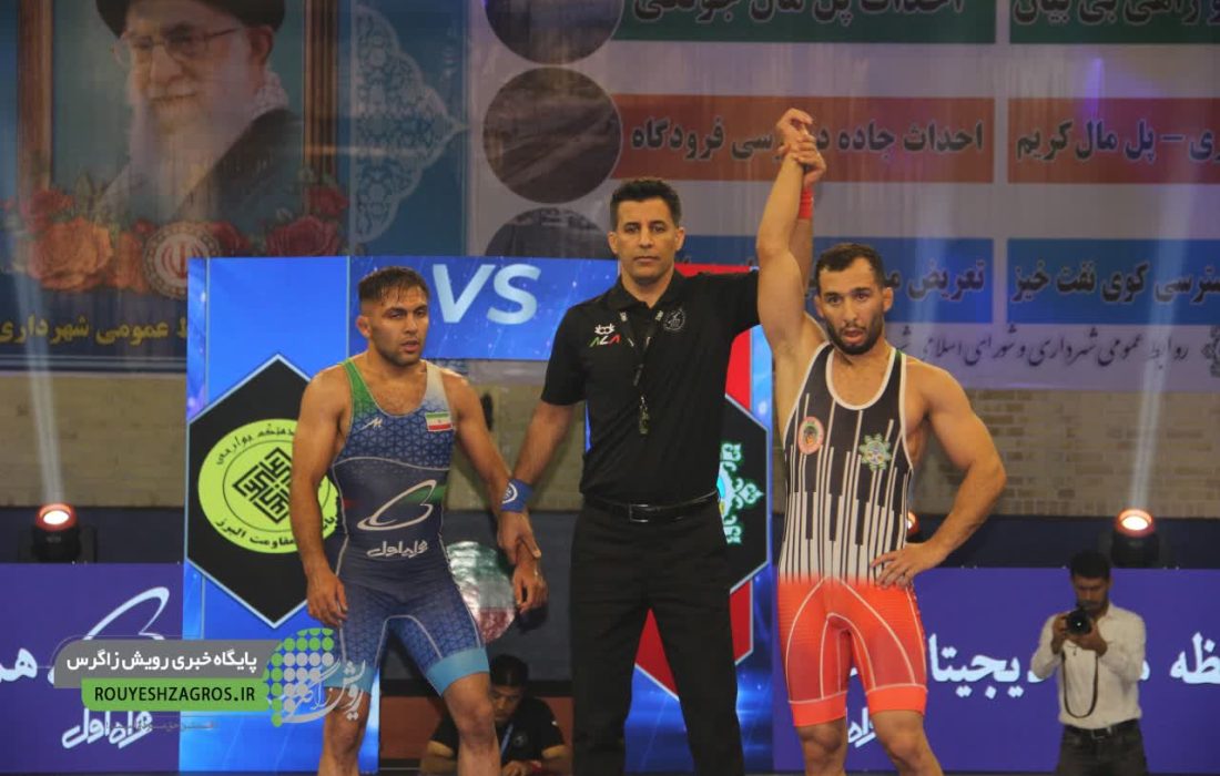 شکست تیم کشتی فرنگی شهرداری مسجدسلیمان از نفت و گاز زاگرس به دلیل اختلاف امتیاز