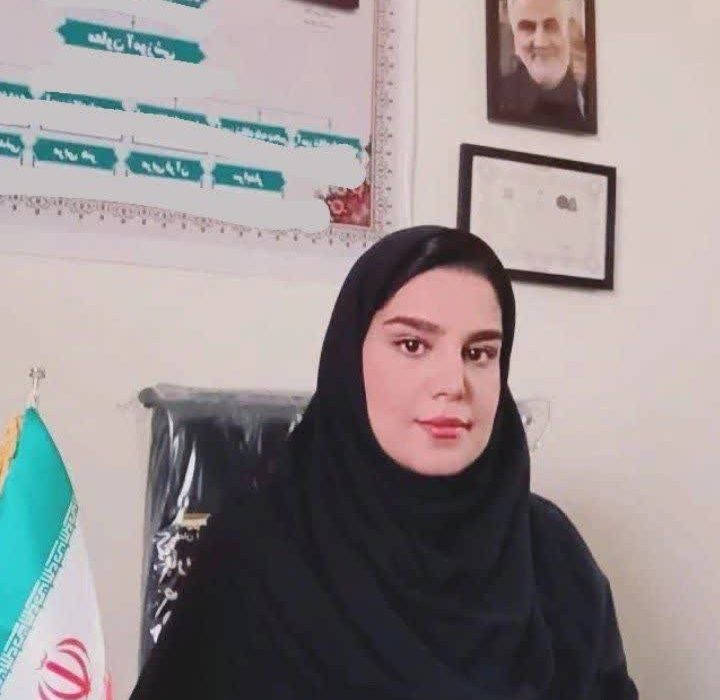 الهام پاپیانی جهت حضور در انتخابات شورای شهر مسجدسلیمان ثبت نام کرد