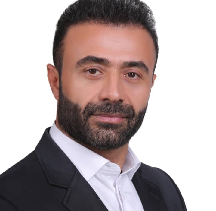 علی جان خدادادی جهت حضور در انتخابات شورای شهر مسجدسلیمان ثبت نام کرد