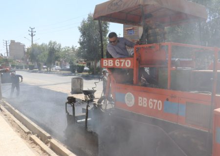 عملیات آسفالت محور پنج بنگله به باشگاه مرکزی آغاز شد